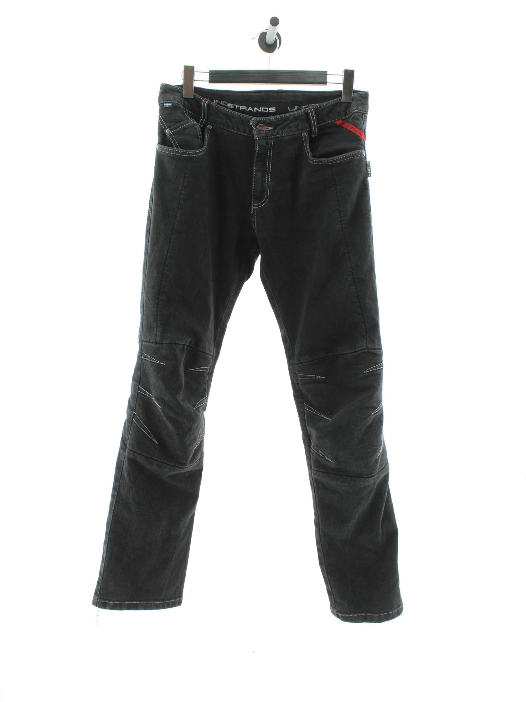 64d37cb6d806424fa0e16e59a79596e7