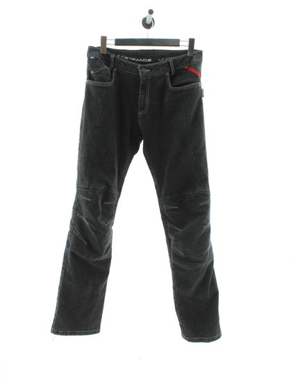 64d37cb6d806424fa0e16e59a79596e7