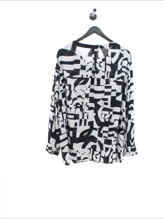 fa7c61bd618bfa29c7f0fd89f0ee11e4