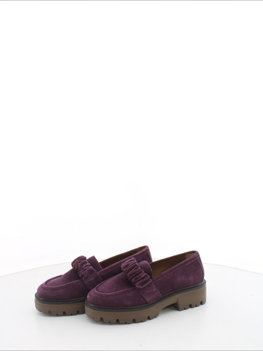 260c01e2e66db355f8a169e7d4a7d348