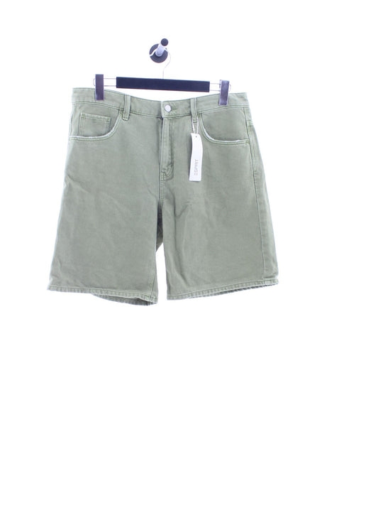 2a6fe597dd925a34aca33c8a41244877