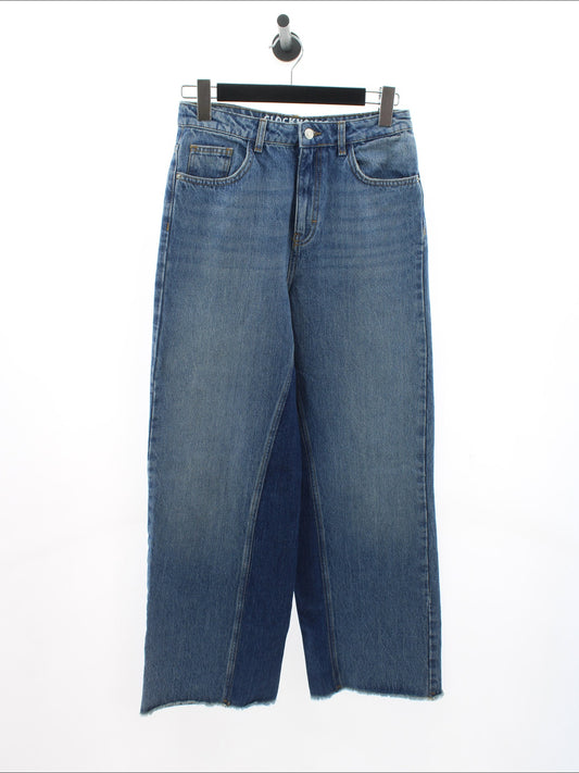 d591ca9d9359ff560628f80394d8c453