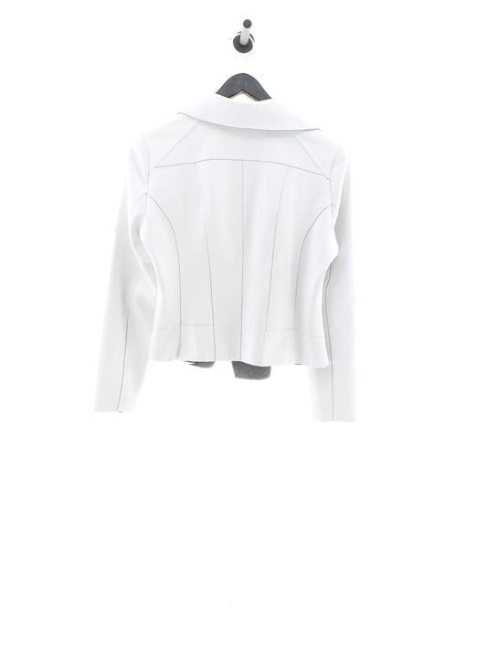 dcb035fae0088570619e68ae2a2e2407