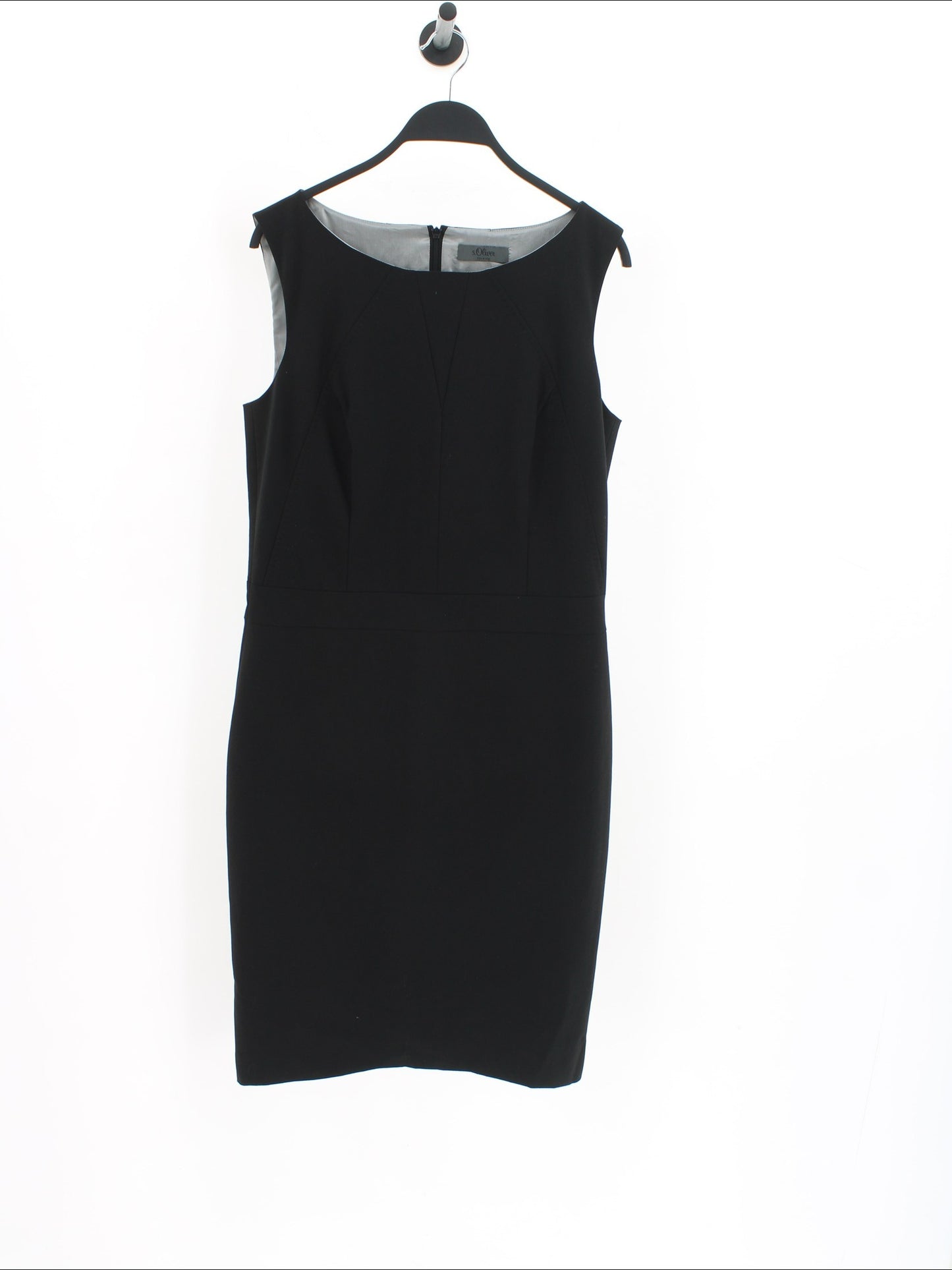 b92c2417ee84f4749ebea8233873777d