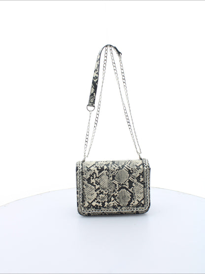 d73d46505683e39b33c79027b042b57b