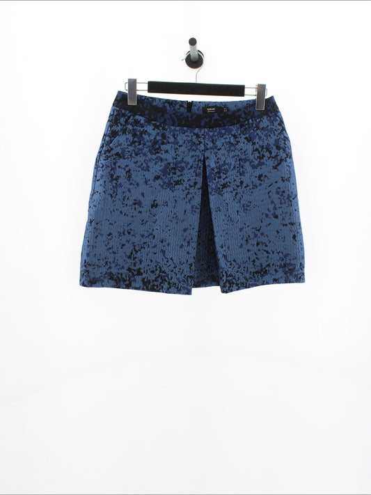 e160d0d3d19701647a075e2a3c3a1d36