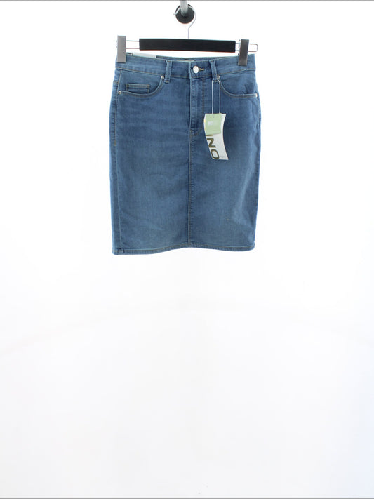 a910cbceb39adfd63a5b786e87568706