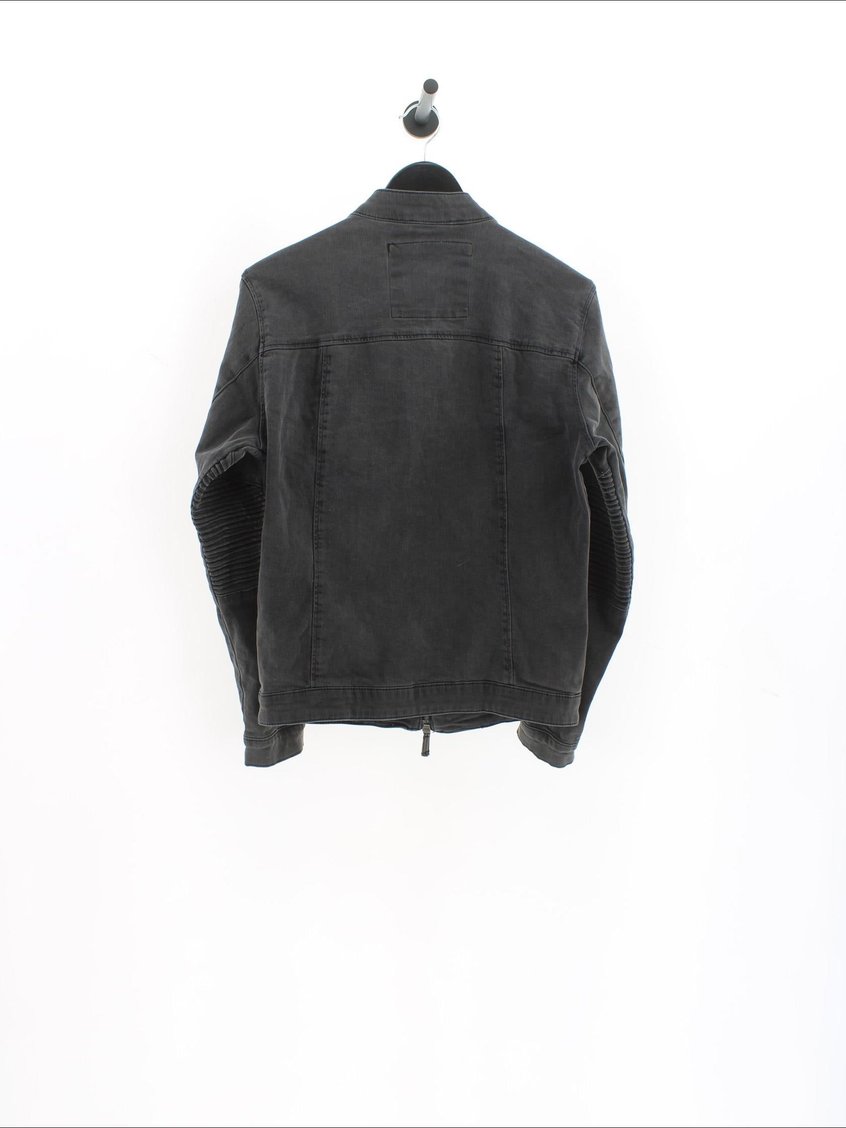 ad8a7ff918d7a76362af62d5983ac163