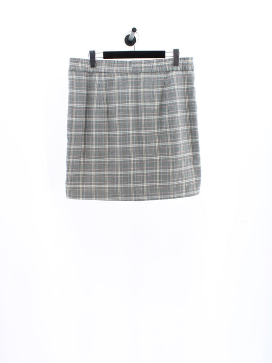 82f176b9abeb0a69211b4c4918682945