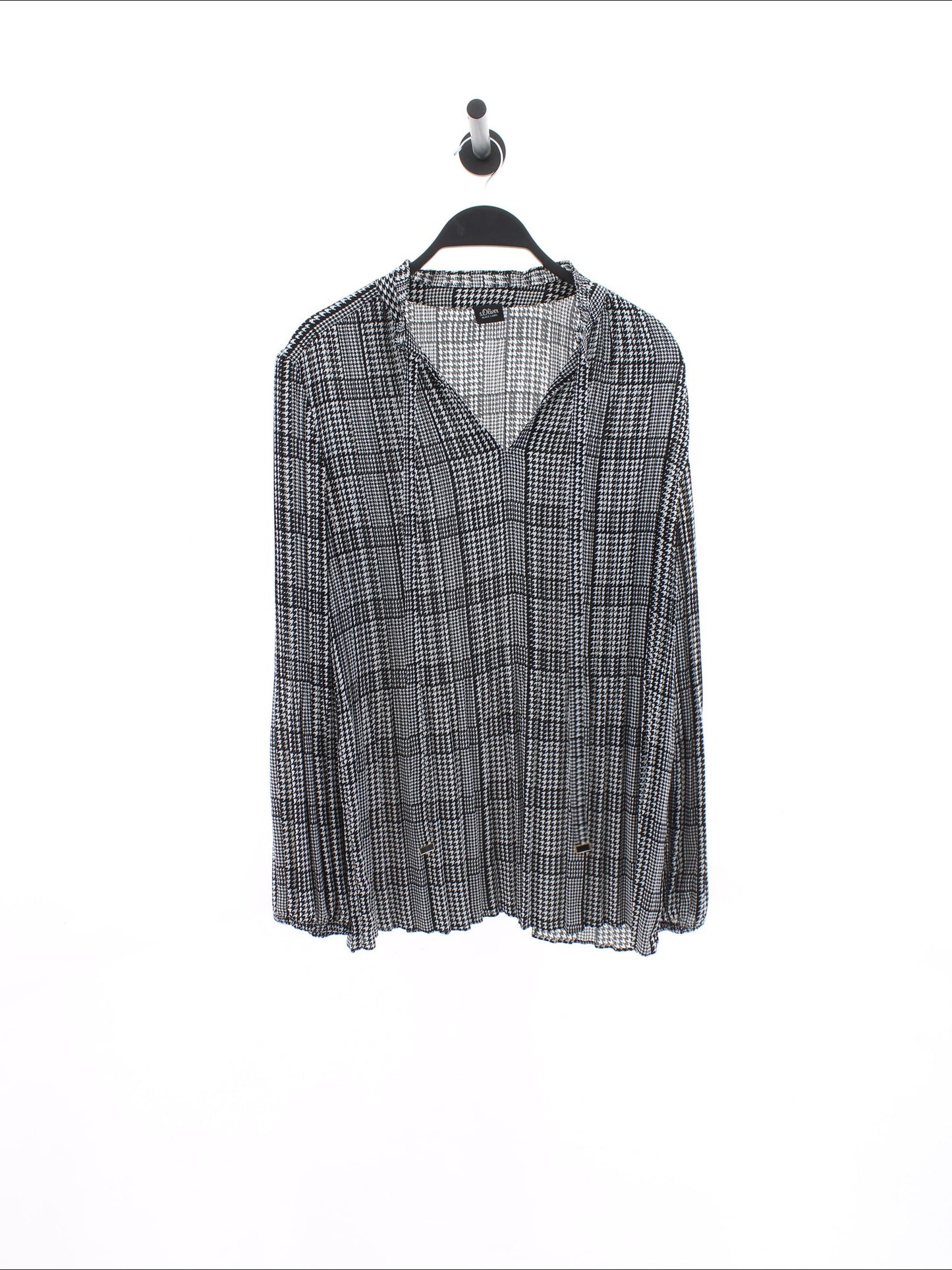 9ba85baf0241276c133677c55a79189f