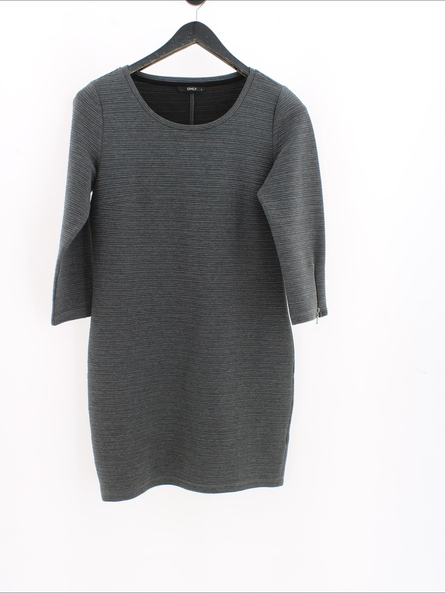 6459cf885d0f3f63509aab440bd260be