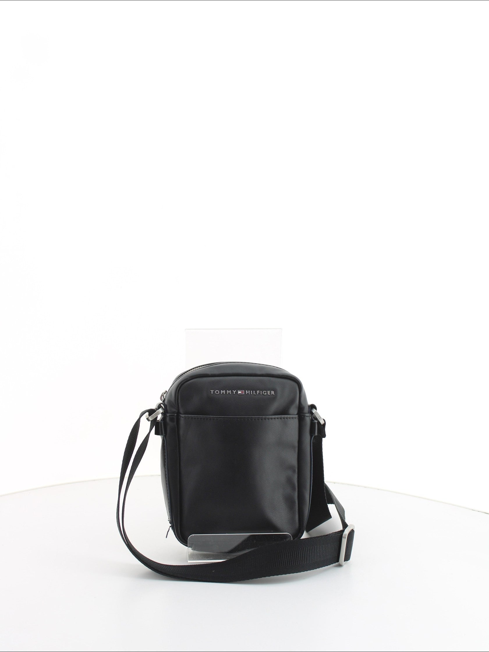 32b132e4cc472d069b8471fbe6d9c70e