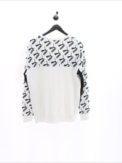 47d932532f03068112b4e36ecec0db43