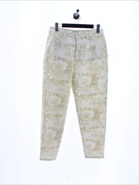 5753d2dabad1ae06cacd70cb60e2e1b1