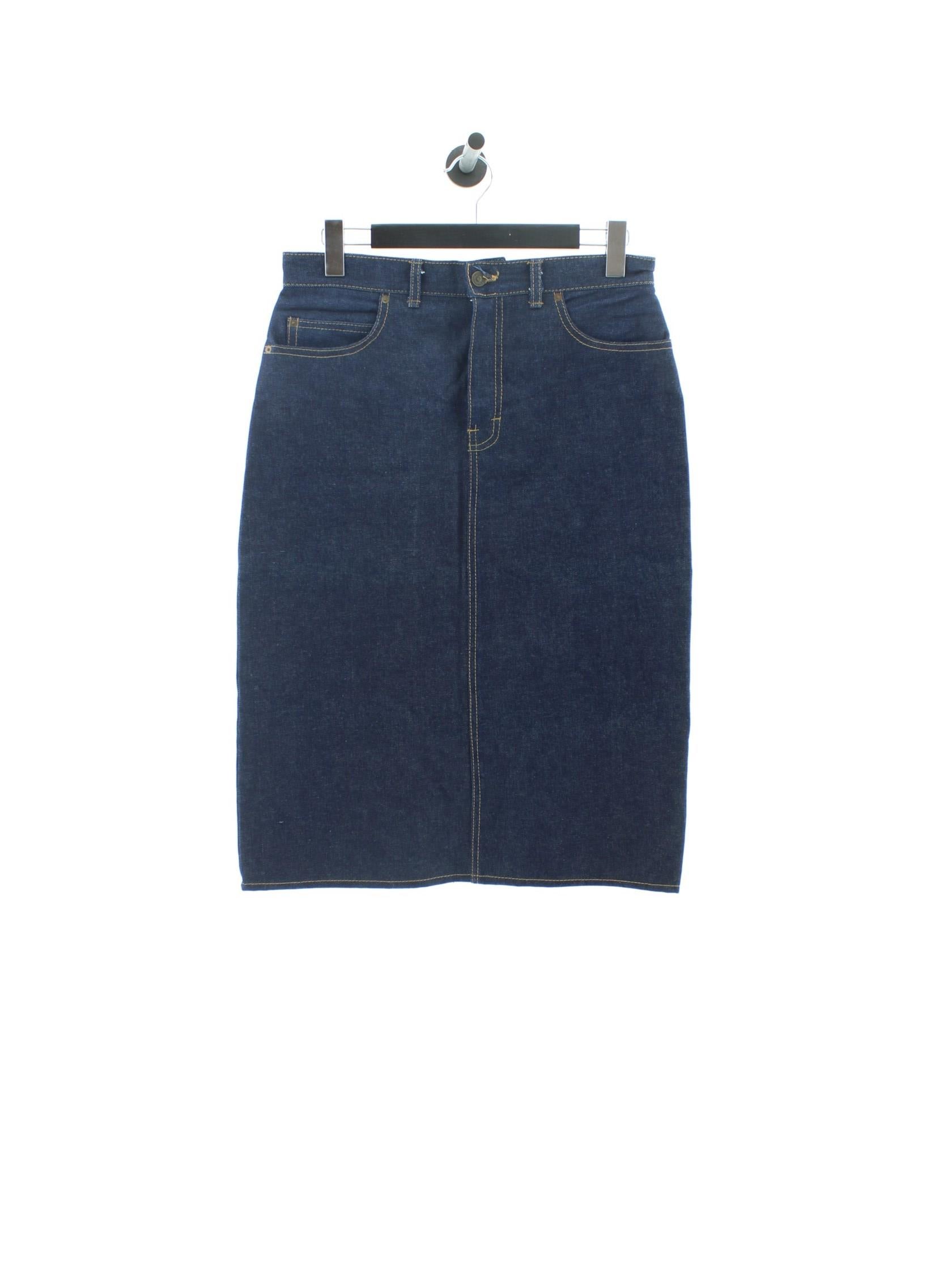 b7966ada1a3d27e1436f4d846dd47924