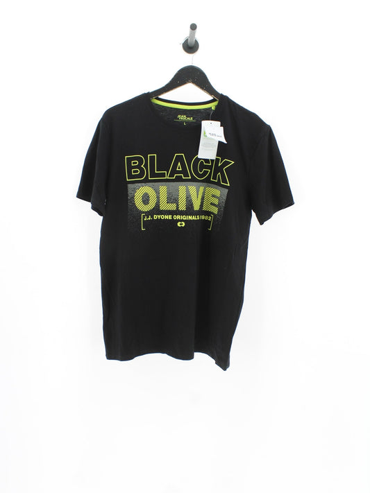 88d7a531bdb4f3a283a23be30323359c