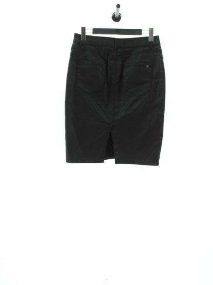 7b10cbee7ca1fd52025ceef03e1ccd38