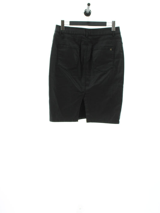 7b10cbee7ca1fd52025ceef03e1ccd38