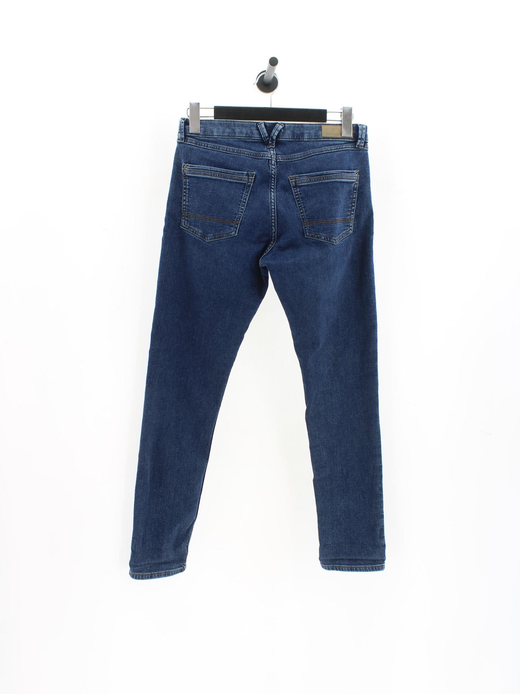 6e99d144428e21b422977bd5463569c6