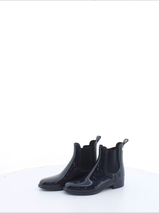 07efd2c7cf023a35e061b6e265f1c67c