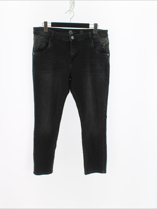 Spodnie jeans GINA BENOTTI Rozmiar: 44