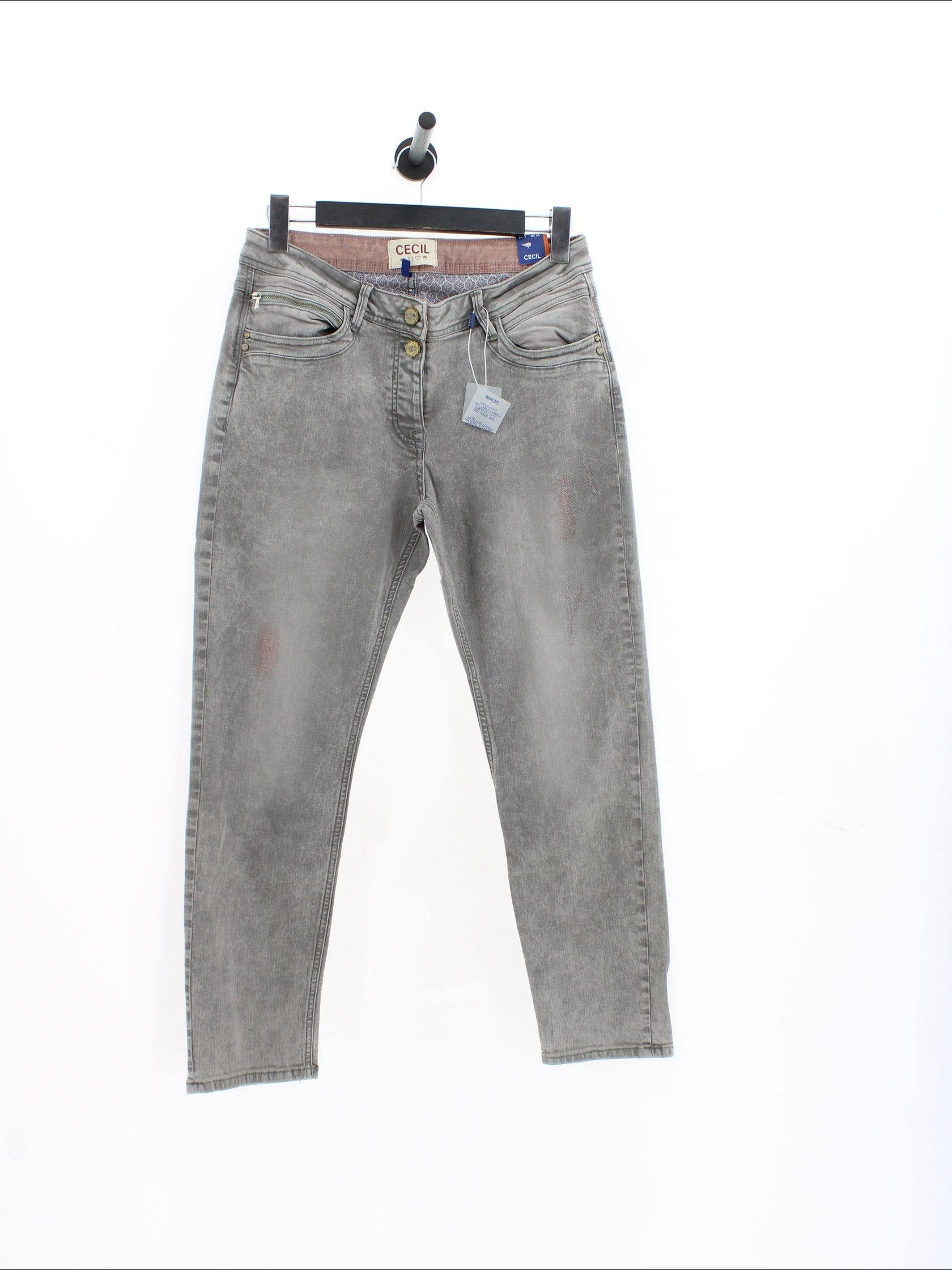 a4b9d8a40c97397e0b077004956b5415