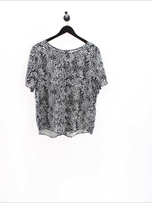 6490c8dca1367b4f5d8883a4f565a953