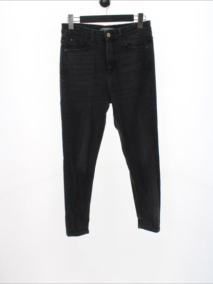 ab90e0063699cb5dc918d48aee11a1a6