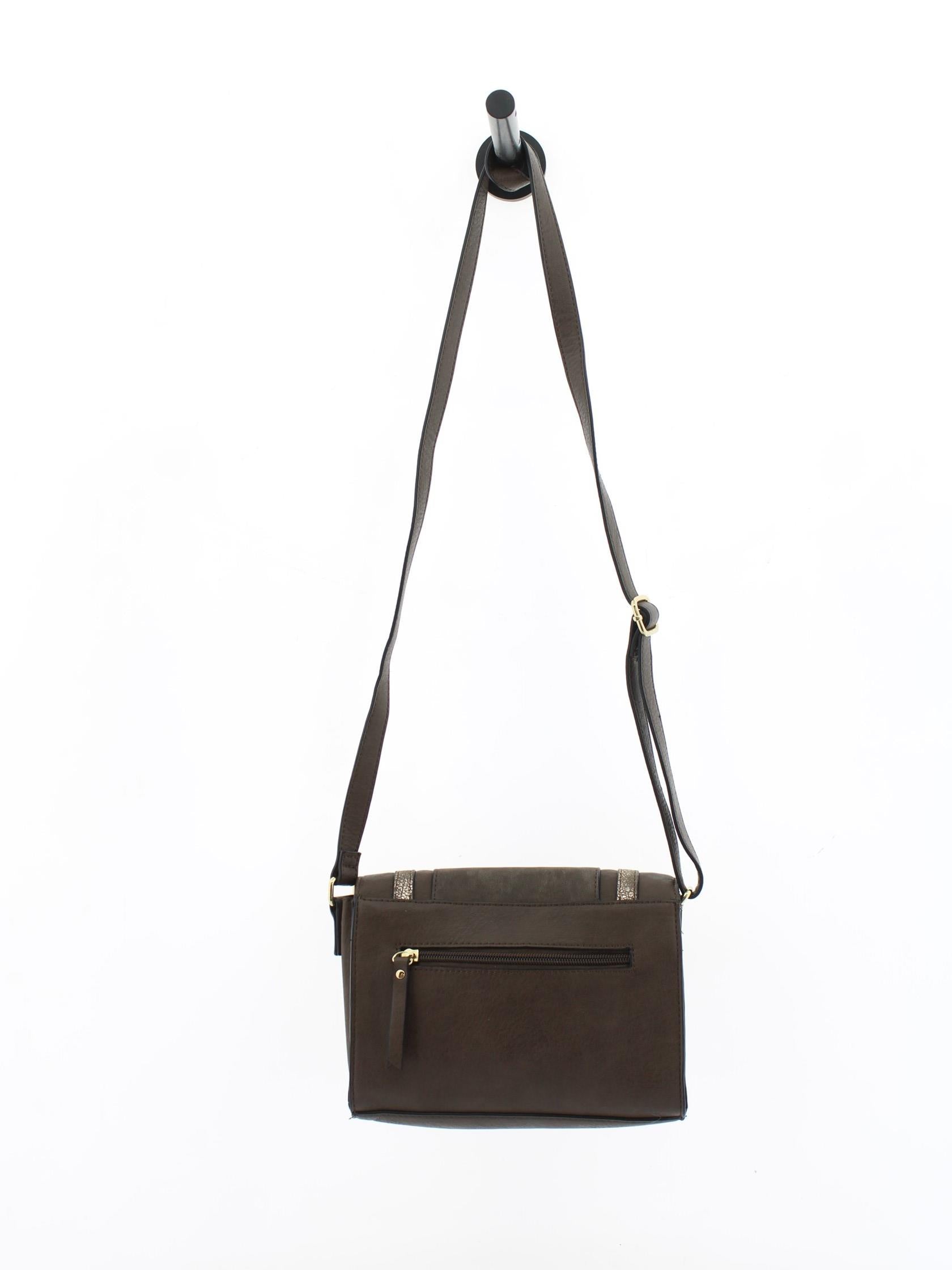 fbc085d5ad8f1d64aab404fe4ab8922e