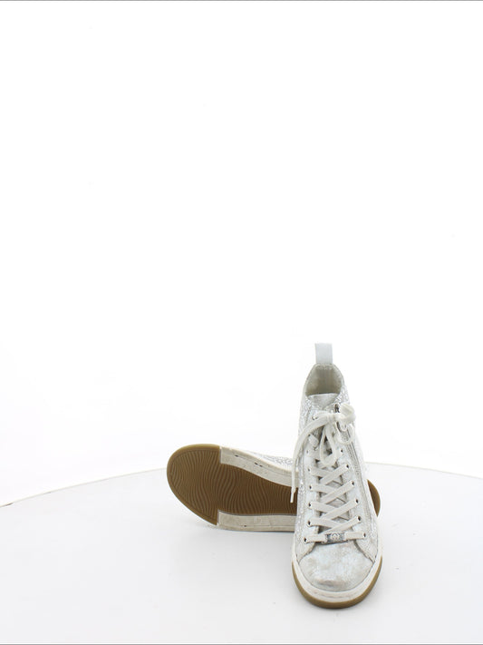 0d076fa7954aef02a87af8d7aac6e643