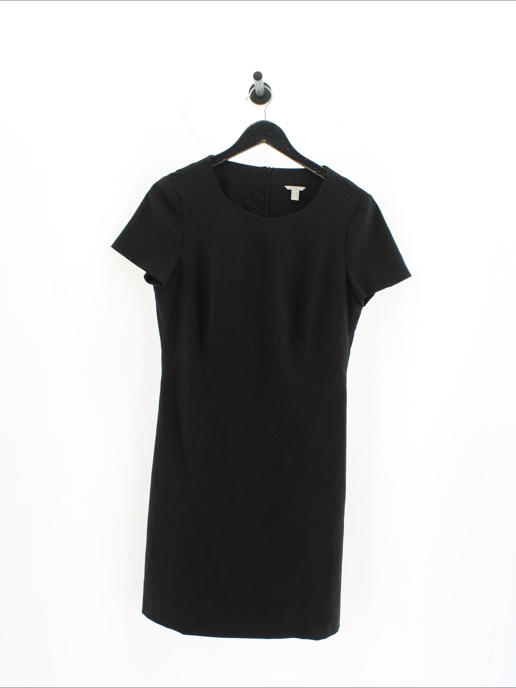 d43975e87124654ba7bf3ad33512dd35