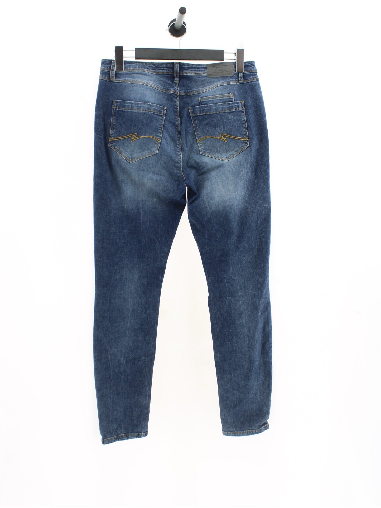 1db7be243e99b1793af419054b012add