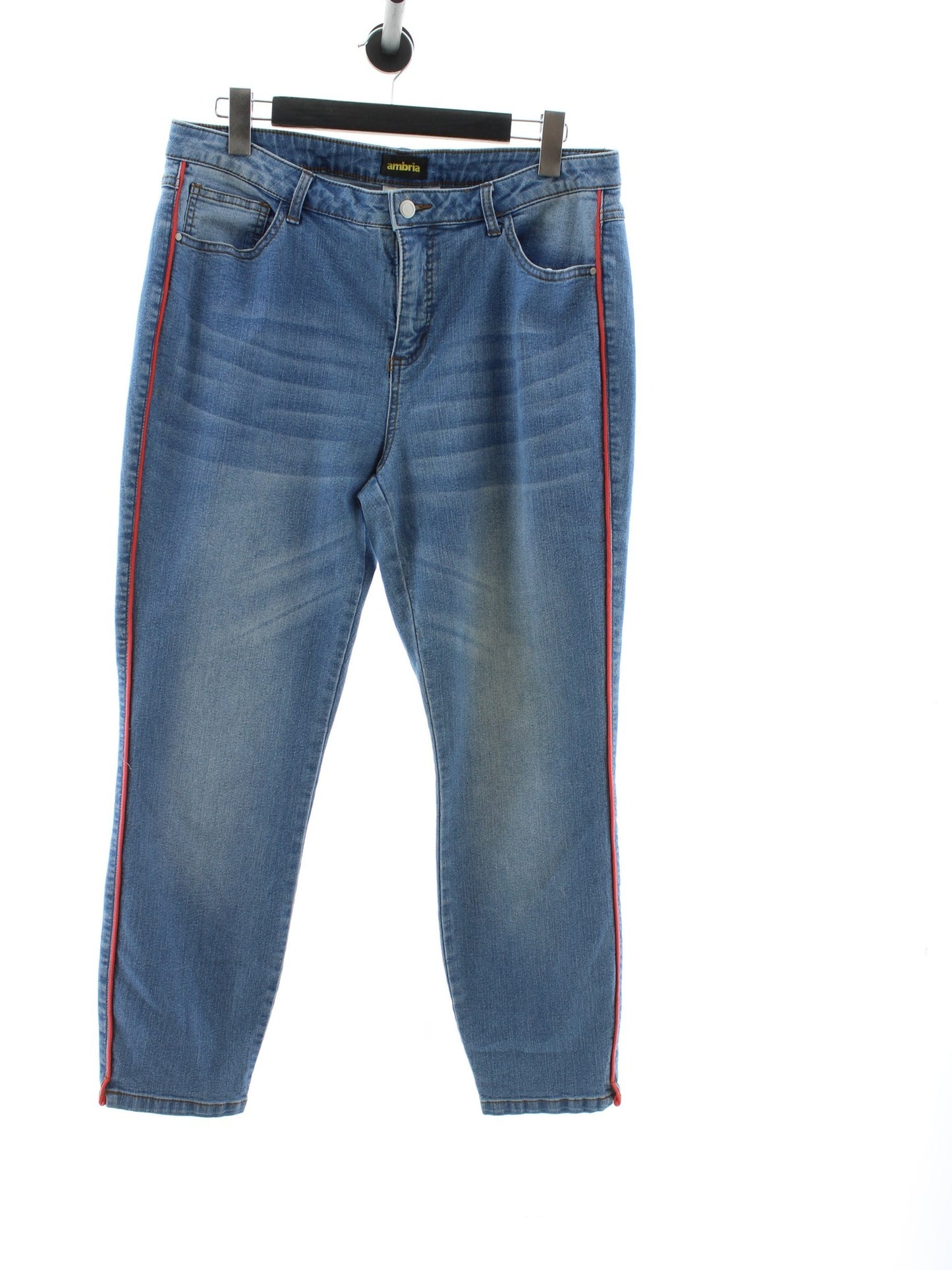 ea84a30f5662c25f95a6435a888ff9a5