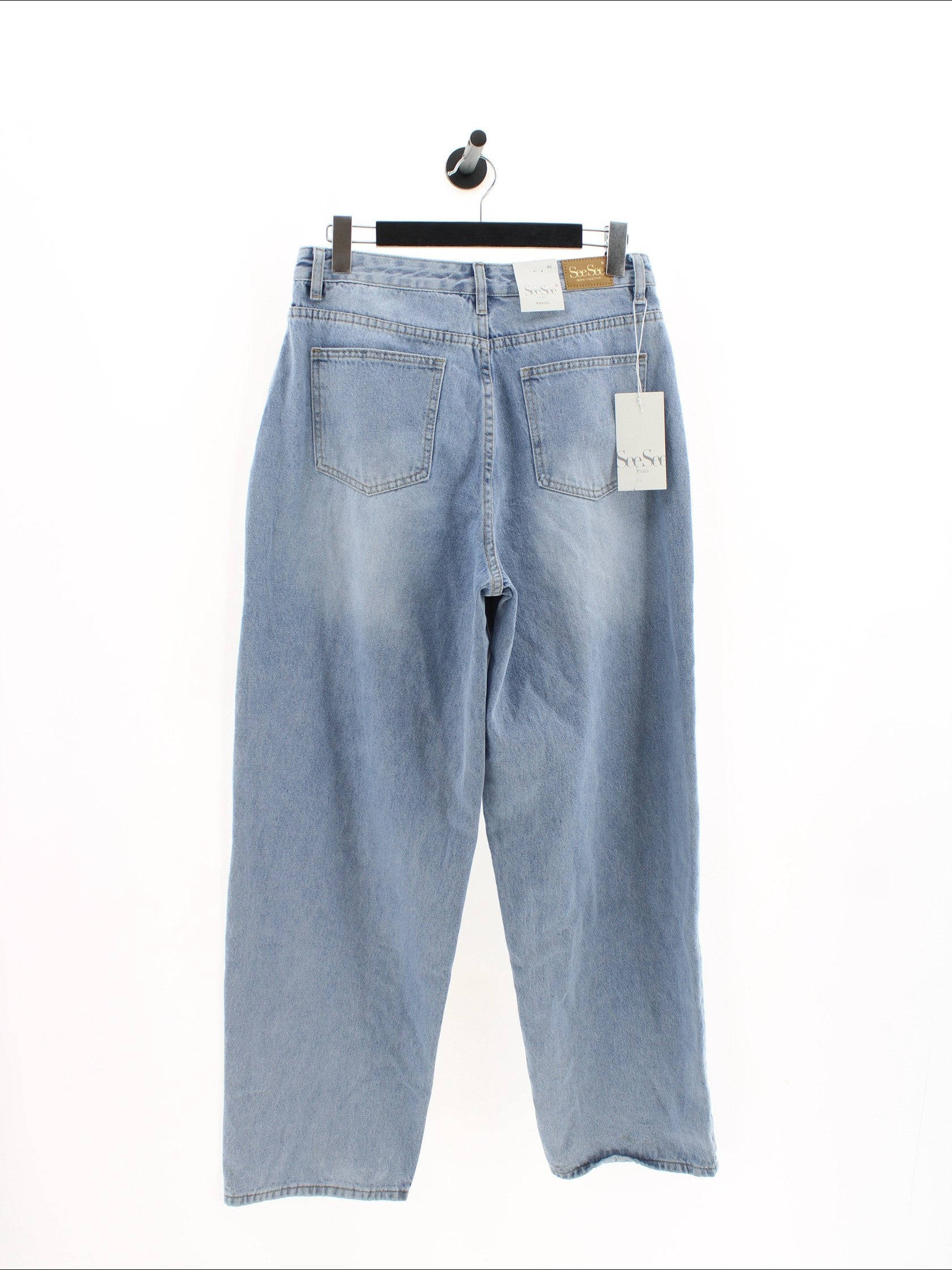 747b394cff315f8369cb5a414ed3febc