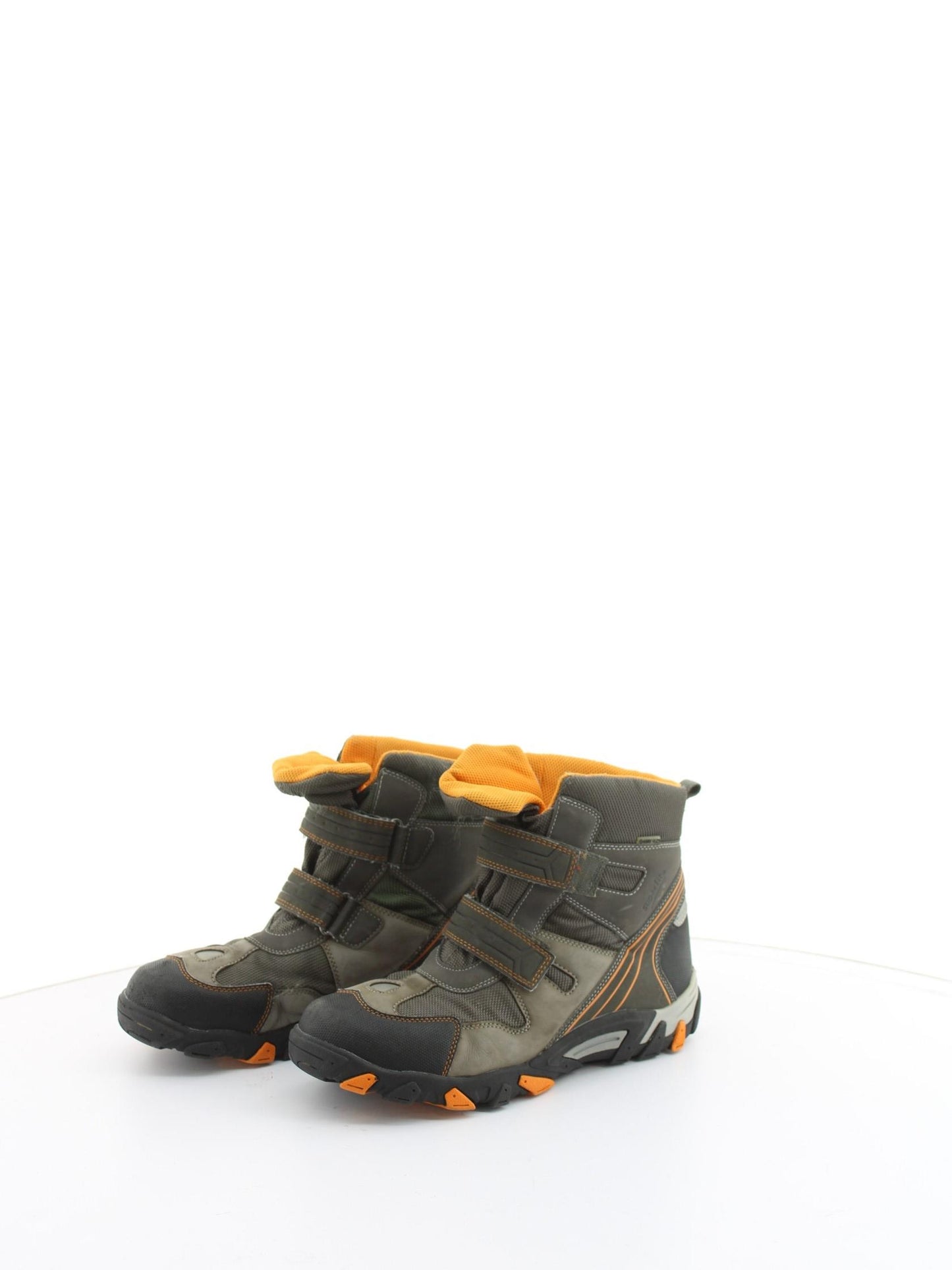 b82ce3cf83f3c0344bf87a985145f9e5