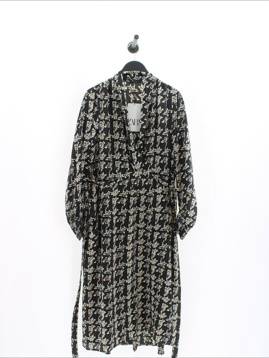 adbe519d5e6edbef12f782331f27d5f4