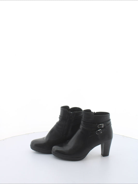 8e3d10955cd0c3d51584927e62c40e9c