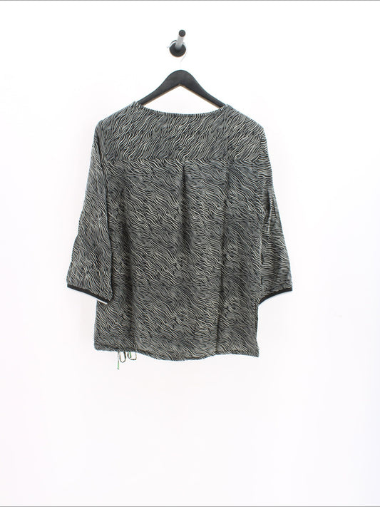 610d3d05298e4f1fb5b4f62d72652012