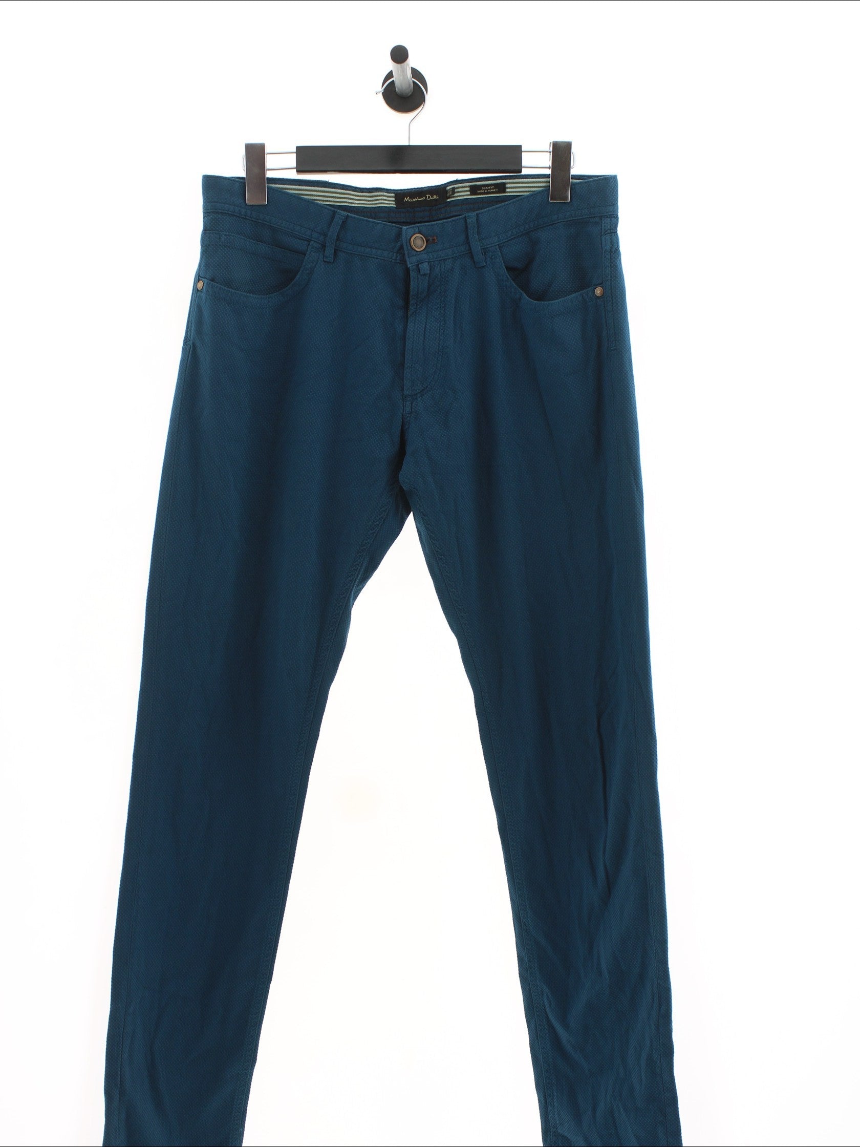 93fe38b9854345a6c18e7136398ef241