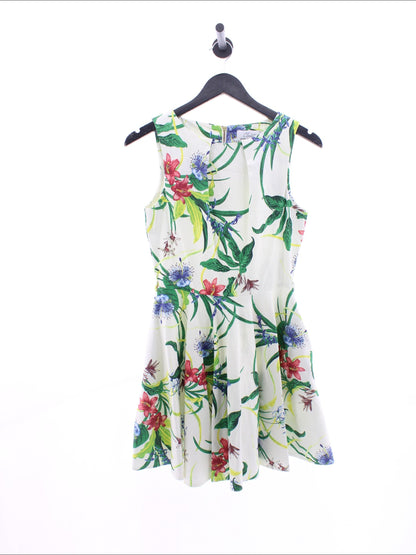 1805a8daa5b3a886563b9194b4b1cdfd