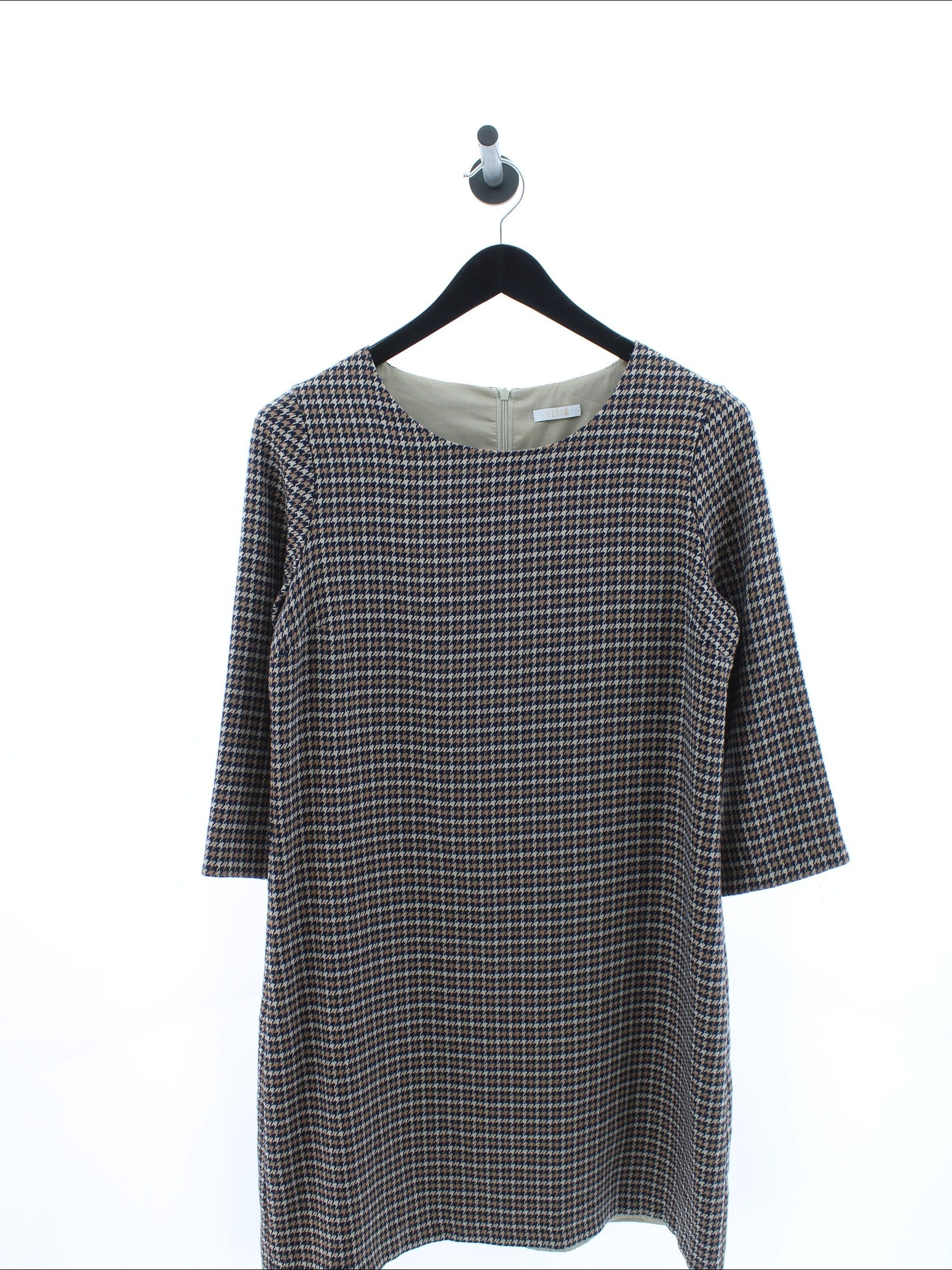 4164d6d0d7120b94f6fb3179469bee9e