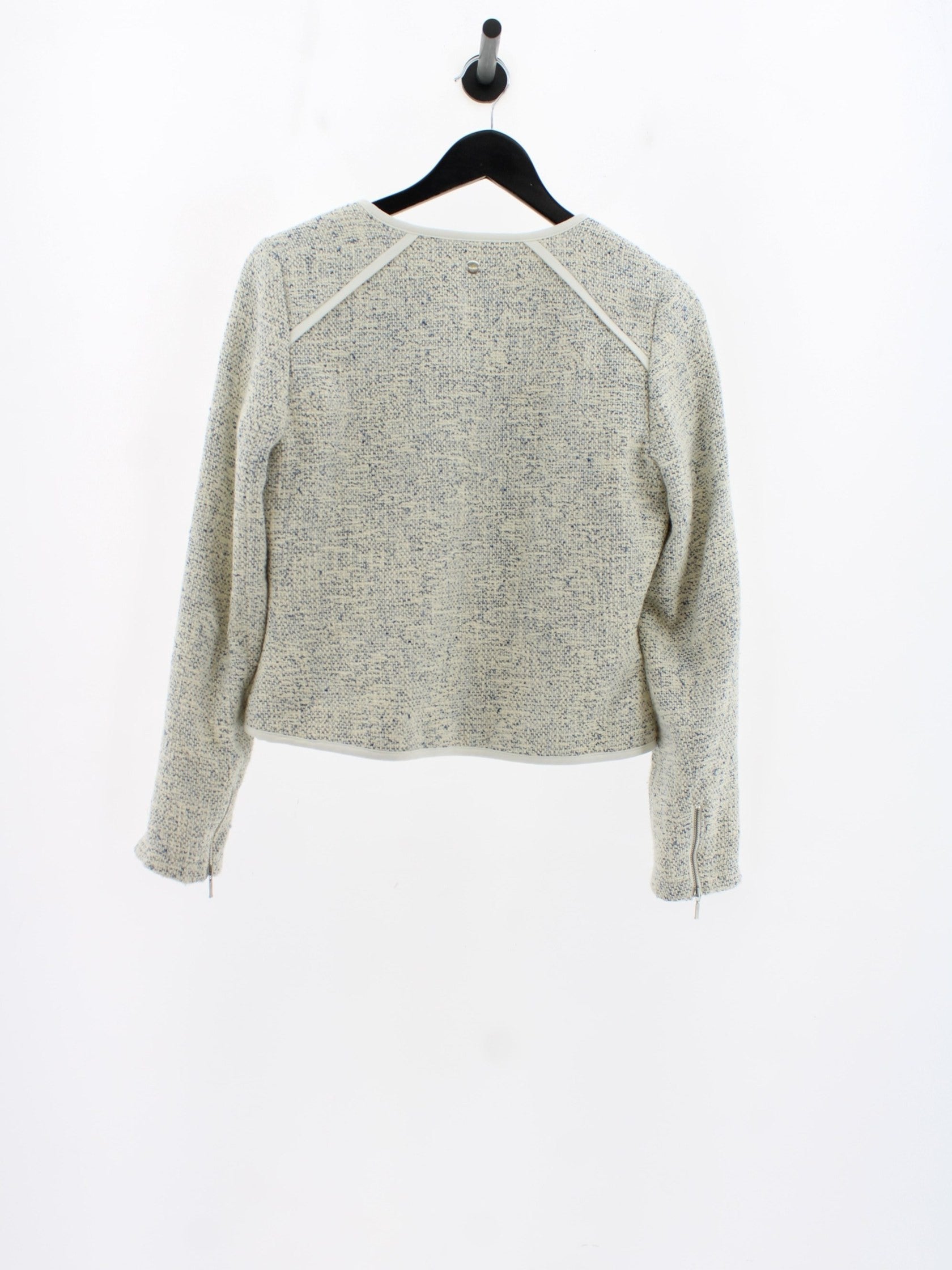 a98c7bc19f1e25547d95b1f34dbbeff8