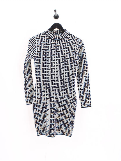 Sukienka Rozmiar: M/L