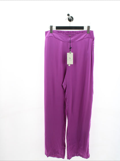 6884a2f2f17b3956e64d9b48af6bd39c