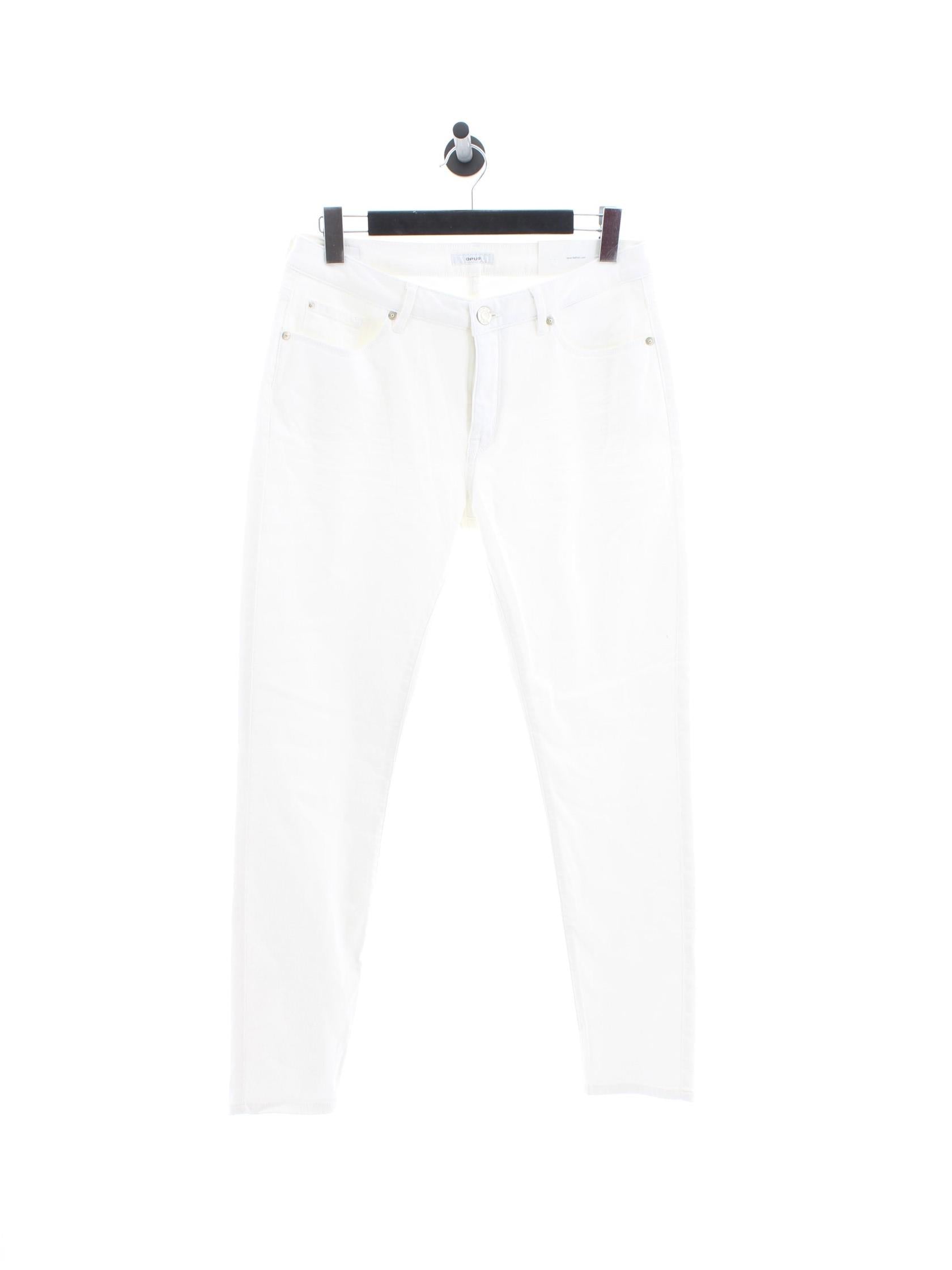 ddb594e86614970ce44fdf8ab35d0eb5