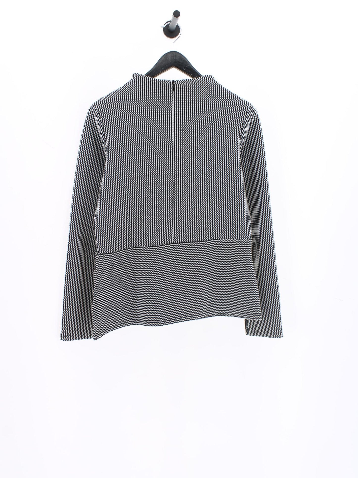 db916684d561a1c590767812d9dc06a4