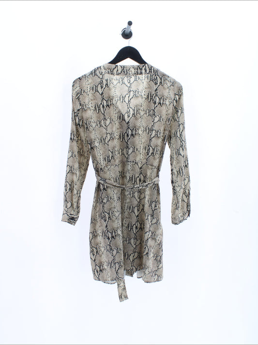 7975398a2c8fa5d23f3a887c4e78b77f