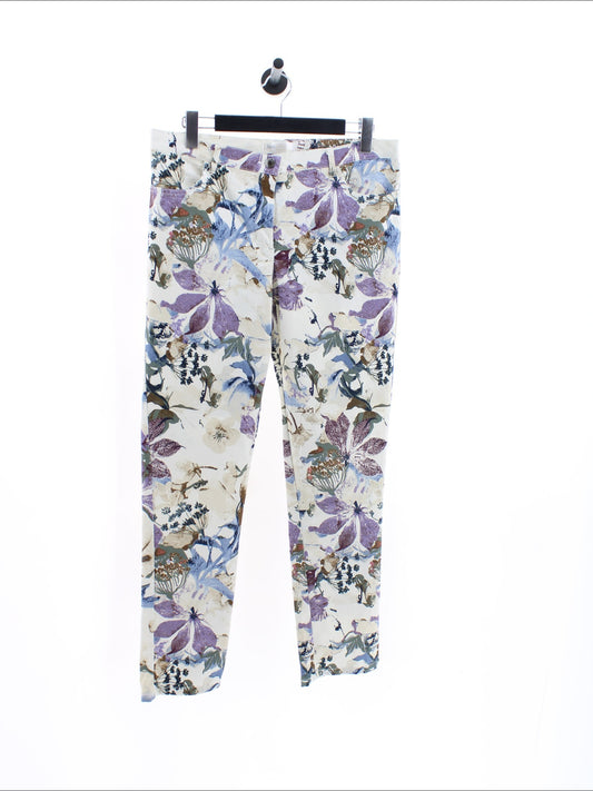 ee85332885570ebbb9a644c91bd05a23