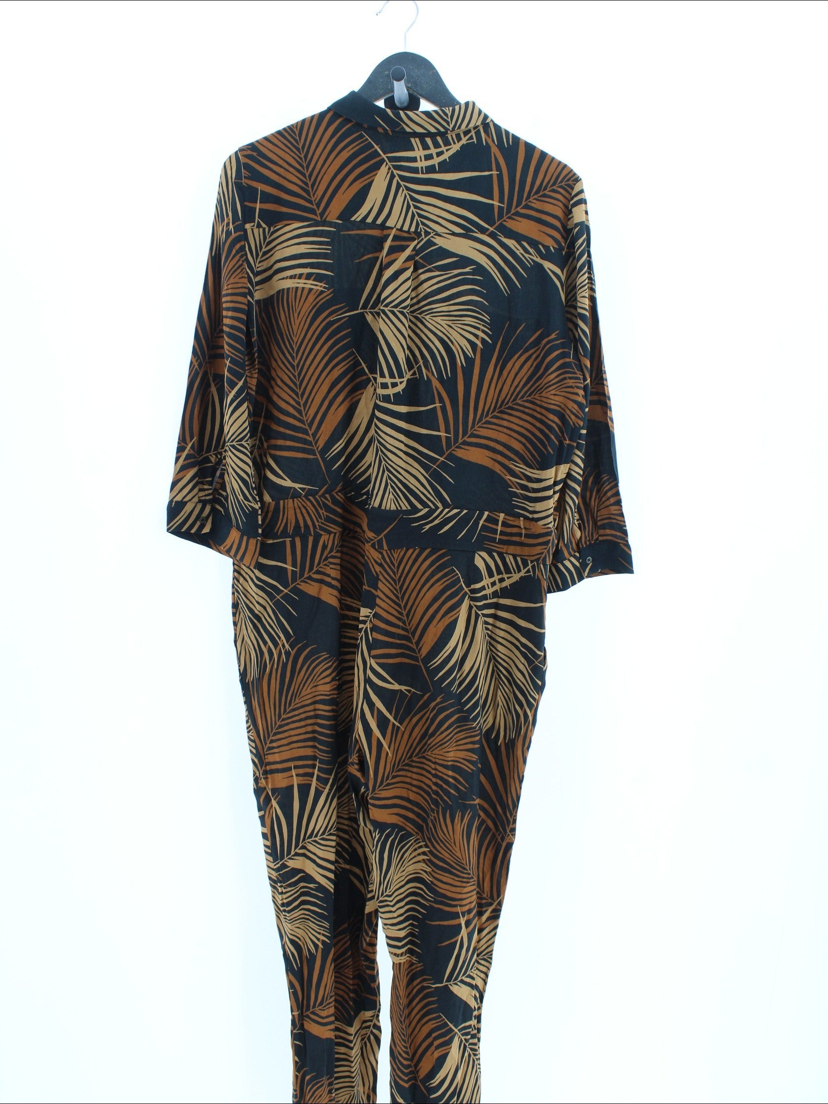 a89fc5682bf138ddeabbb3af91542f63