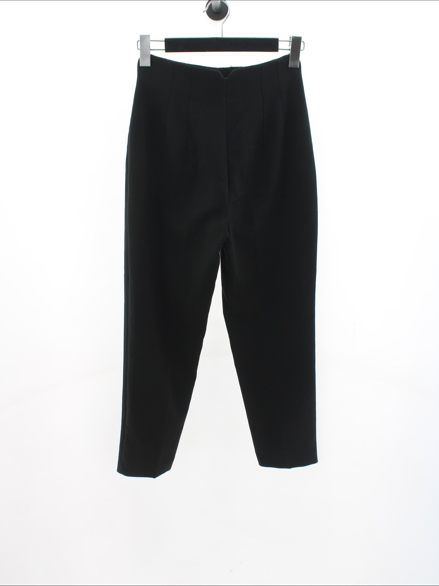 04ebb7098d04116136f4bb53ea054630